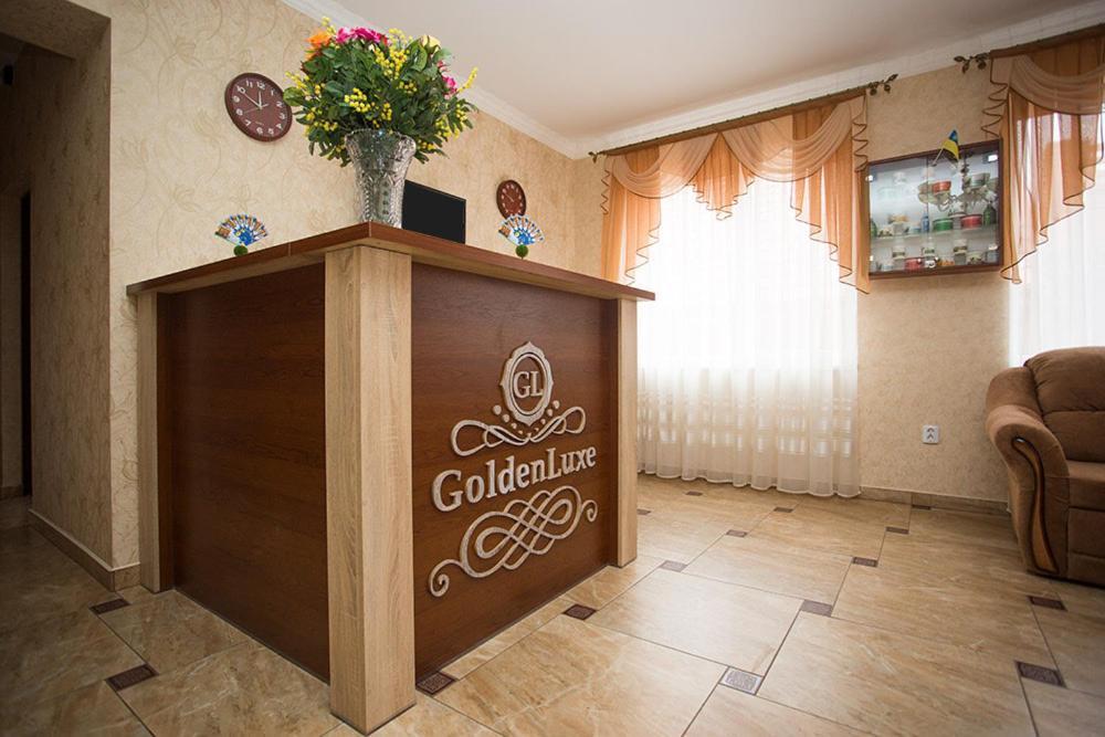 Goldenluxe Hotel Berehove  Exterior photo