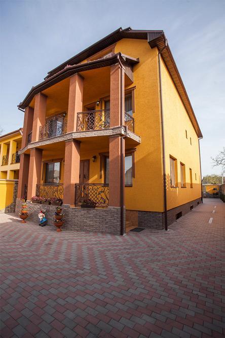 Goldenluxe Hotel Berehove  Exterior photo