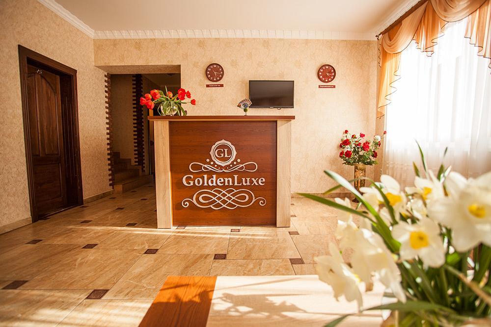 Goldenluxe Hotel Berehove  Exterior photo